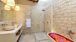 Wonderful 4BR Villa with Pool, Bali Villa 2212 - Image 2