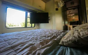 Silver Star Glamping at its best ! Huge 30ft Airstream with everything and more - Image 3