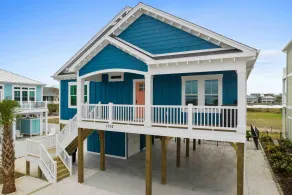 New vacation house w/private heated pool and a quick stroll to the beach - Image 5