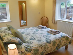2 bedroom accommodation in Constantine, near Falmouth - Image 5