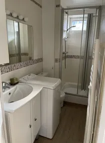 Studio21m²- 2 * - center - wif - balkon - privat parkering - linned inkluderet - Image 2