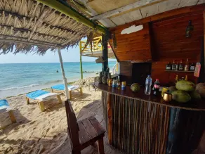 Quiet beach inn - Image 2