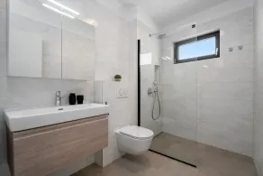 Villa Una with heated pool, 1km from the beach - Image 3