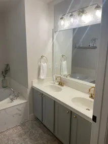 Perfect Location! Newly Remodeled- 2021 Condo right in the heart of Osage Beach - Image 2