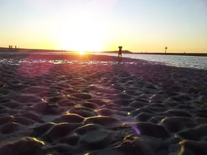 1 Block vom Strand entfernt, familienfreundlich mit privatem Garten & Klimaanlage - Image 3