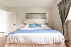 OCEANFRONT DUPLEX, with POOL, SAUNA and steps from BEACH - Image 3