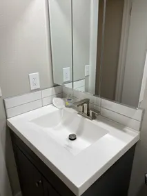 Perfect for Long Stays. Recently remodeled 2 bedroom 1.5 bathroom unit.   - Image 3