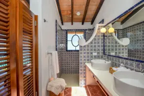 Villa privée - 3 ch et 3 sdb avec piscine privée, vue sur l'océan à proximité de la plage. - Image 3