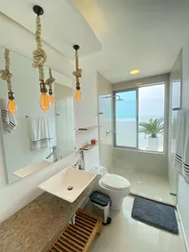 Waking up facing the sea - Image 3