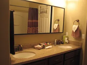 4 Chambre / 3 Bath avec piscine chauffée / spa à quelques minutes de The Goodyear Ballpark - Image 5