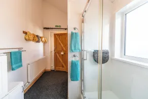 Bunny Meadows Holiday Farmhouse near Carmarthen & Pembrokeshire - Image 2