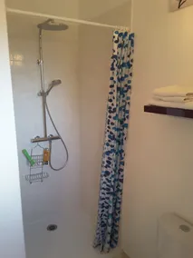 KALMSTUDIO I GRØNN INDSTILLING - Image 4