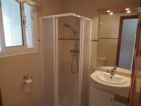 5 minuti a piedi spiaggia di sabbia Grande piscina TV WiFi Airco 5 camere 2 Kitch Vicino al negozio / bar - Image 3