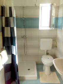 Apartment in Zambratija-Umag, near the beach, sea view terrace, WiFi - Image 3