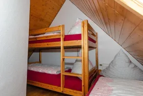 3-R-Ferienwohnung-fuer-4-Personen-in-Schaprode-auf-Ruegen-Zi3 - Image 5