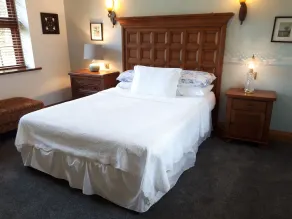 Charming 1 Bedroom Cottage at The Priory Killarney - Image 4