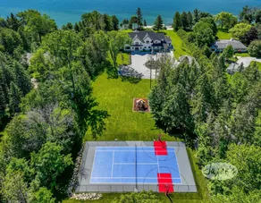 Magazine worthy 8 bed 7 bath cottage on Lake Simcoe! South Exposure! - Image 3