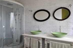 Beautiful Tuscan farmhouse in a great location near Val D'Orcia & private pool - Image 2