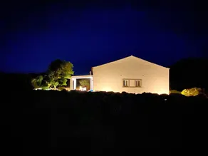 Country retreat with pool 10 minutes away from stunning beaches - Image 5