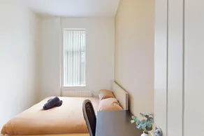 City Centre-Uni Cottage - Ideal Location - Image 5