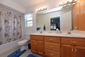 Spacious Family Mountain Gem Nestled in Nature-5 min to Historic Murphy!  - Image 4