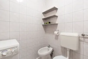 Comfortable and spacious apartment on the 2nd floor. - Image 4