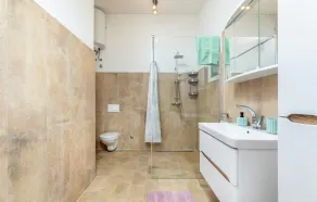 Awesome home in Klimni - Image 2