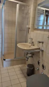 Vacation apartment for 2 persons, 1 separate bedroom, balcony, 64 m² - Image 2