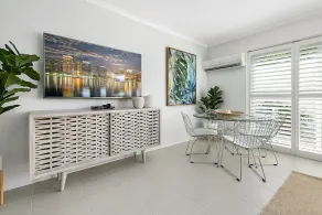 Beachfront Boutique Complex - Image 5