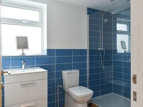 Alojamiento de 4 habitaciones en Brabourne, near Ashford - Image 2