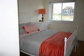 Ocean,pool, boardwalk bay,  bed,new kitch,new bath,new furn, steps to ocean - Image 5