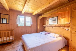 Chalet \"Le Paccaly\" avec vue sur les montagnes, terrasse privée et Wi-Fi - Image 5