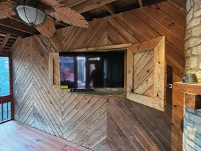 Stone House with patio and less than 50 yards to the water. - Image 3