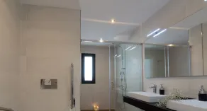 Villa Royal, modern villa with private heated pool and sea view - Image 2