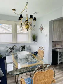 Lakeside Paradise! A charming blend of cozy comfort and beachfront bliss! - Image 5