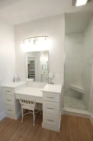 Modern Farmhouse Lake Vandalia - Image 3