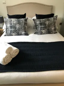 ✨ Stylish St Albans 2 Bedroom — Perfect for Business, Families & Relocation ✨ - Image 2