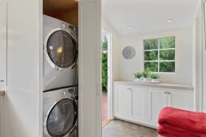 Coral Cottage- Just minutes away from Butterfly Beach & Montecito's Lower Village! - Image 2