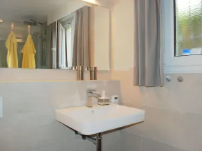 Smuk lejlighed i villa med privat pool, WIFI, TV, terrasse, kæledyr tilladt og panorama udsigt - Image 4