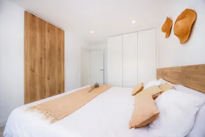 Appartement \"White Suites\" avec piscine partagée, Wi-Fi et climatisation - Image 4