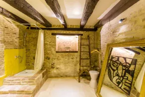 Saffron Loft with Terrace, Under the Castle in Old Town - Image 2