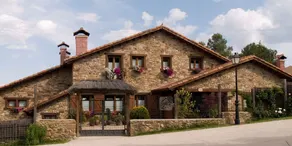 Apartment in the Sierra, duplex type with 2 bedrooms and Garden - Image 5