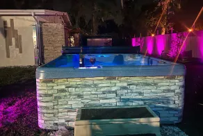 Close to beaches with hot tub and large garden - Image 3