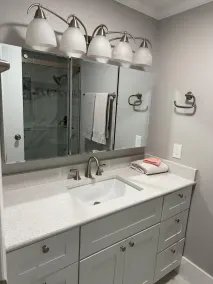 Majestic Mountain View Condo - Image 5