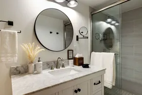 Spacious Retreat- Perfect for Families & Groups! - Image 2
