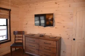 Riverfront cabin on the Toccoa River w/hot tub  NO HIDDEN FEES - Image 3
