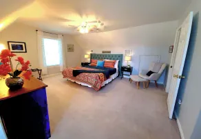 King Apartment -2 miles to I-81 - Image 4