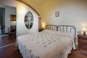 \"Borghetto\" - Image 3