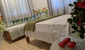 House in Porto, 40m from the beach, with a swimming pool. - Image 2