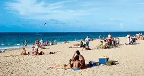 Slice Of Paradise At Hampton Beach, NH - Image 2